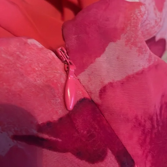 Beautiful Long Eliza J Floral Dress - Picture 9 of 9